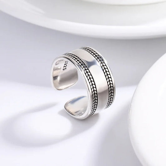 Adjustable Winner Ring in 925 Sterling Silver