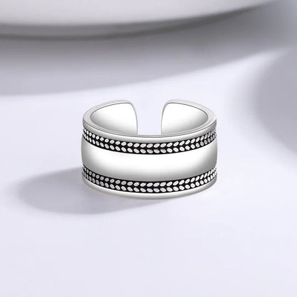 Adjustable Winner Ring in 925 Sterling Silver
