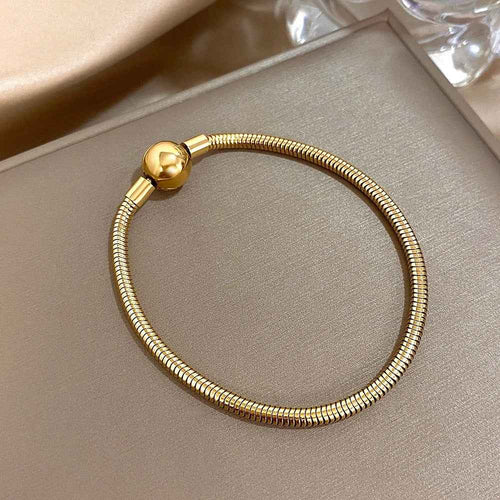 18K Gold Plated Bracelet with Round Clasp