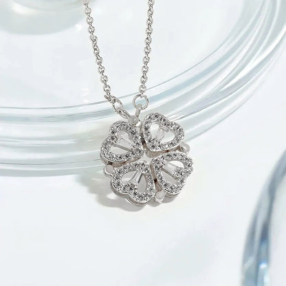 Magnetic Hearts Clover Necklace 2 in 1