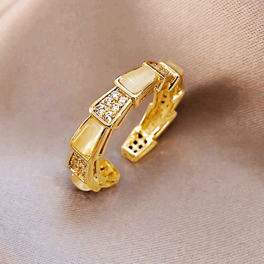 ANEL AJUSTÁVEL PEDRAS E ZIRCÔNIAS BANHADO EM OURO 18K - AN52