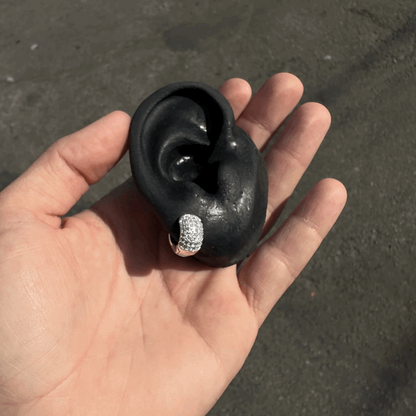 BRINCO ARGOLA CRAVEJADA PRATA 925 - BRP017