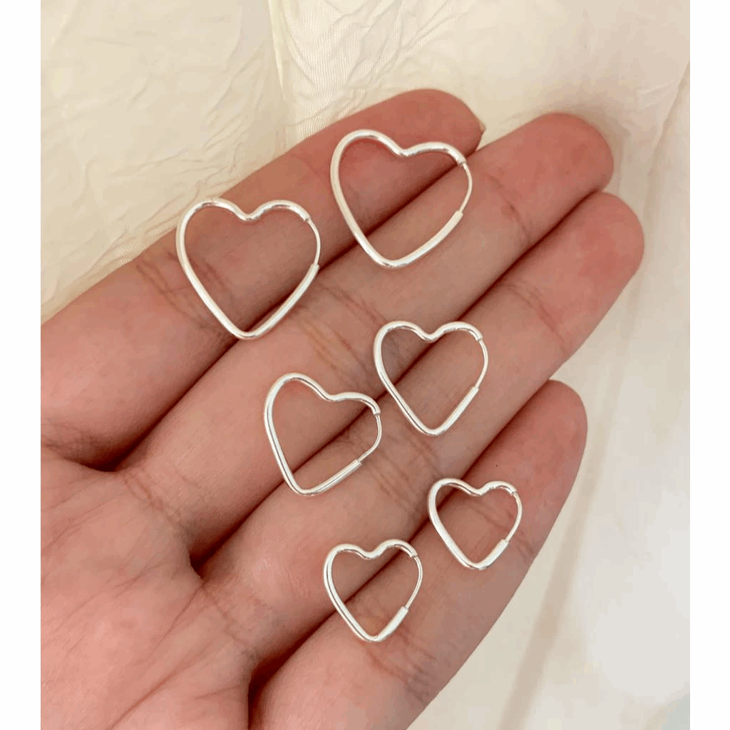 BRINCO TRIO CORAÇÕES PRATA 925 - BRP035